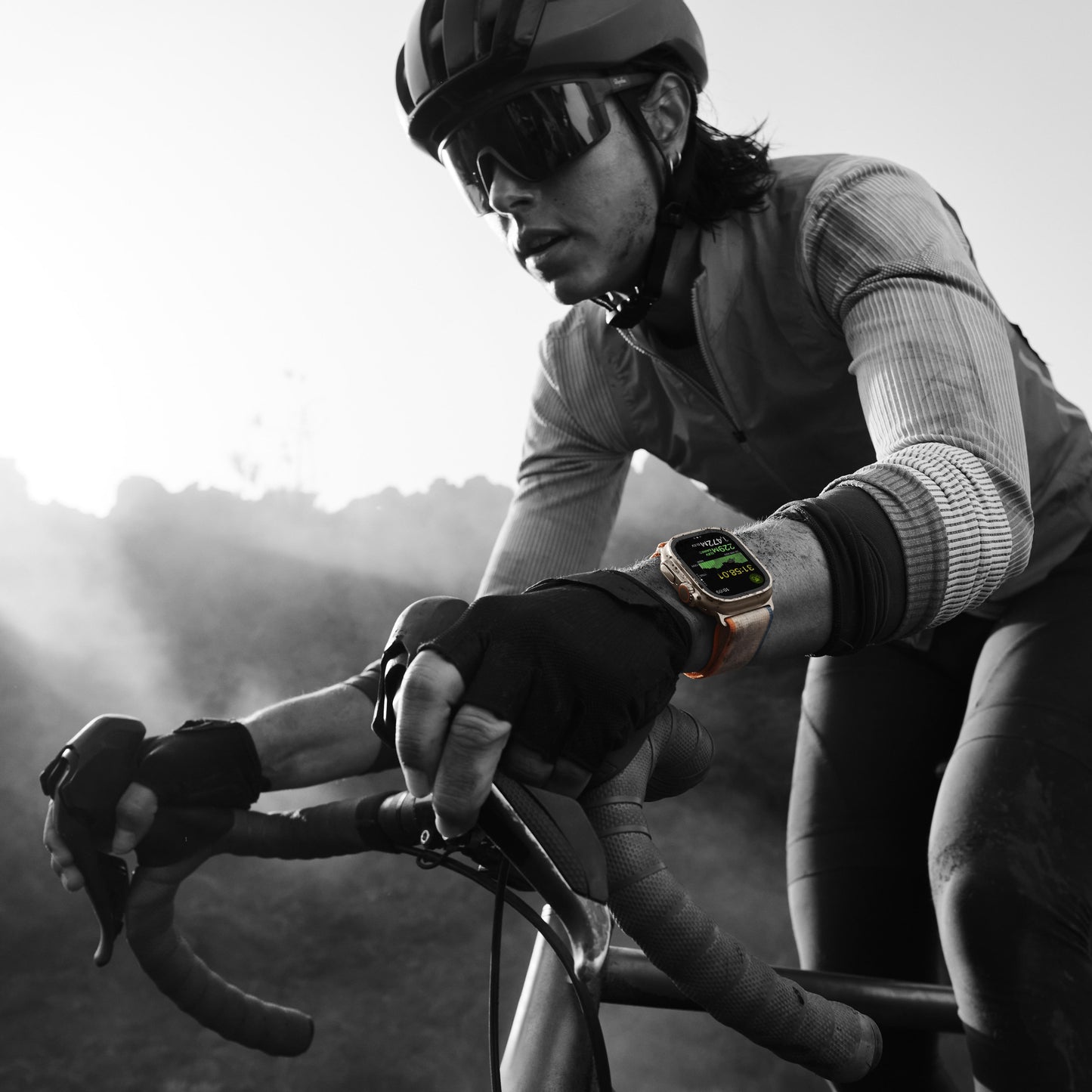 Apple Watch Ultra 2 GPS + Cellular 49mm Titanium Case with Orange/Beige Trail Loop - S/M